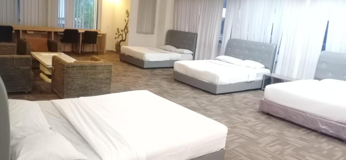 ג'והור בהרו Golden Leaf Hotel Danga Bay מראה חיצוני תמונה