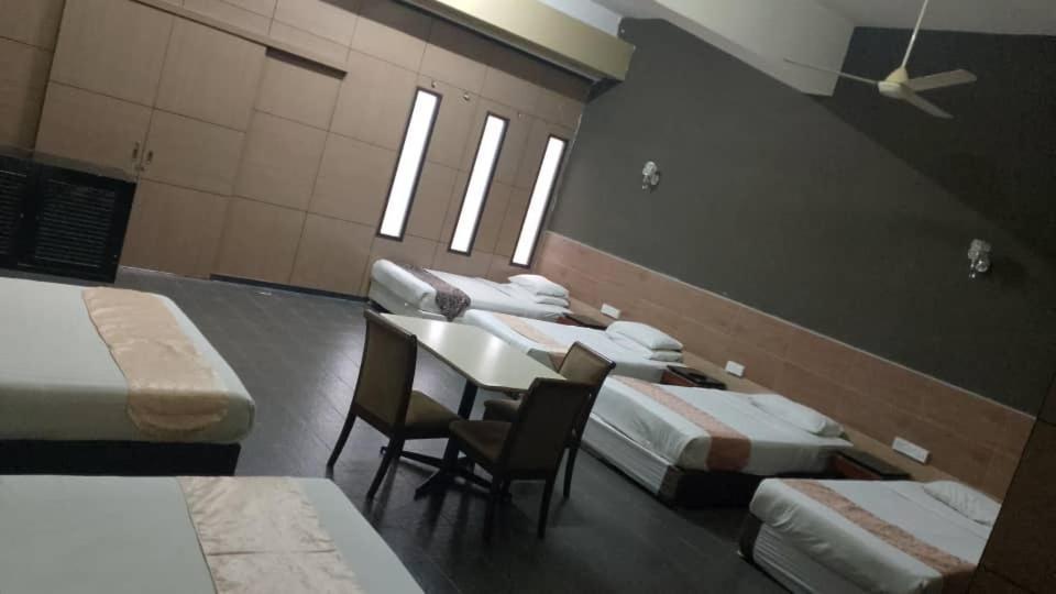 ג'והור בהרו Golden Leaf Hotel Danga Bay חדר תמונה